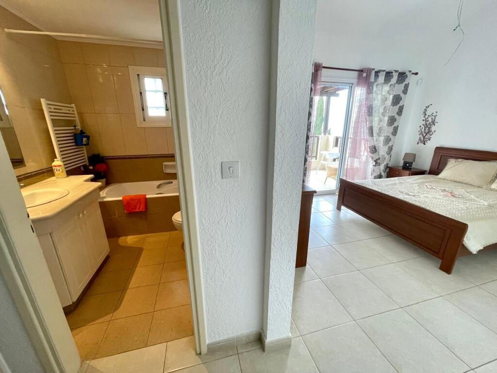 4 bedroom Villa in Kamares | ID 141 - 13