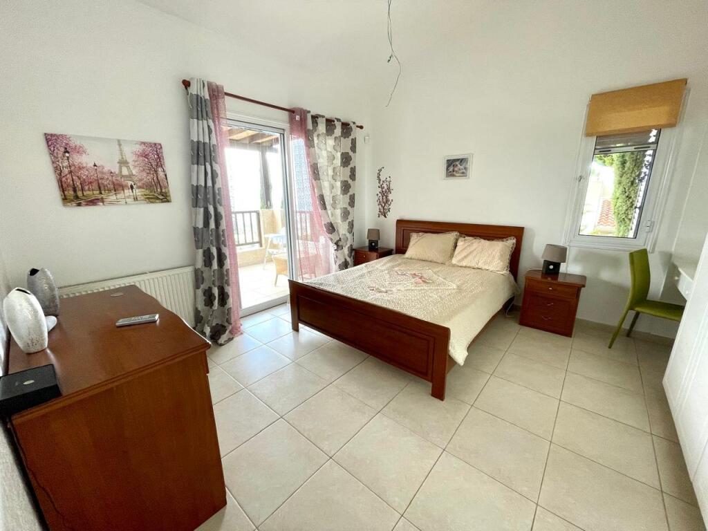 4 bedroom Villa in Kamares | ID 141 - 10